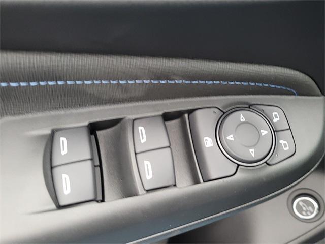 new 2025 Buick Envista car, priced at $30,654