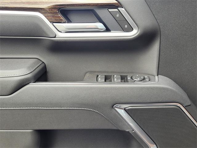 new 2025 GMC Sierra 1500 car, priced at $59,915