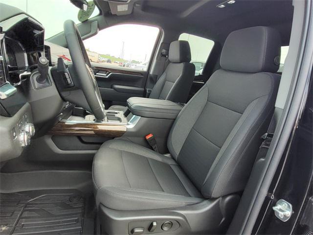 new 2025 GMC Sierra 1500 car, priced at $59,915