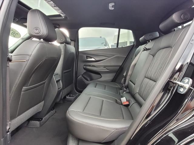 new 2025 Buick Envista car, priced at $31,625