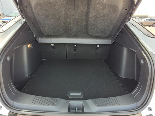 new 2025 Buick Envista car, priced at $30,260