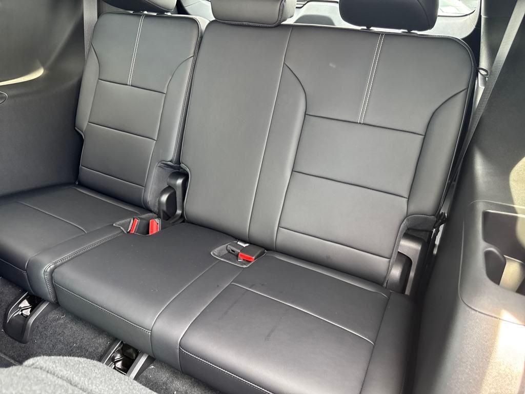 new 2025 GMC Acadia car, priced at $51,202