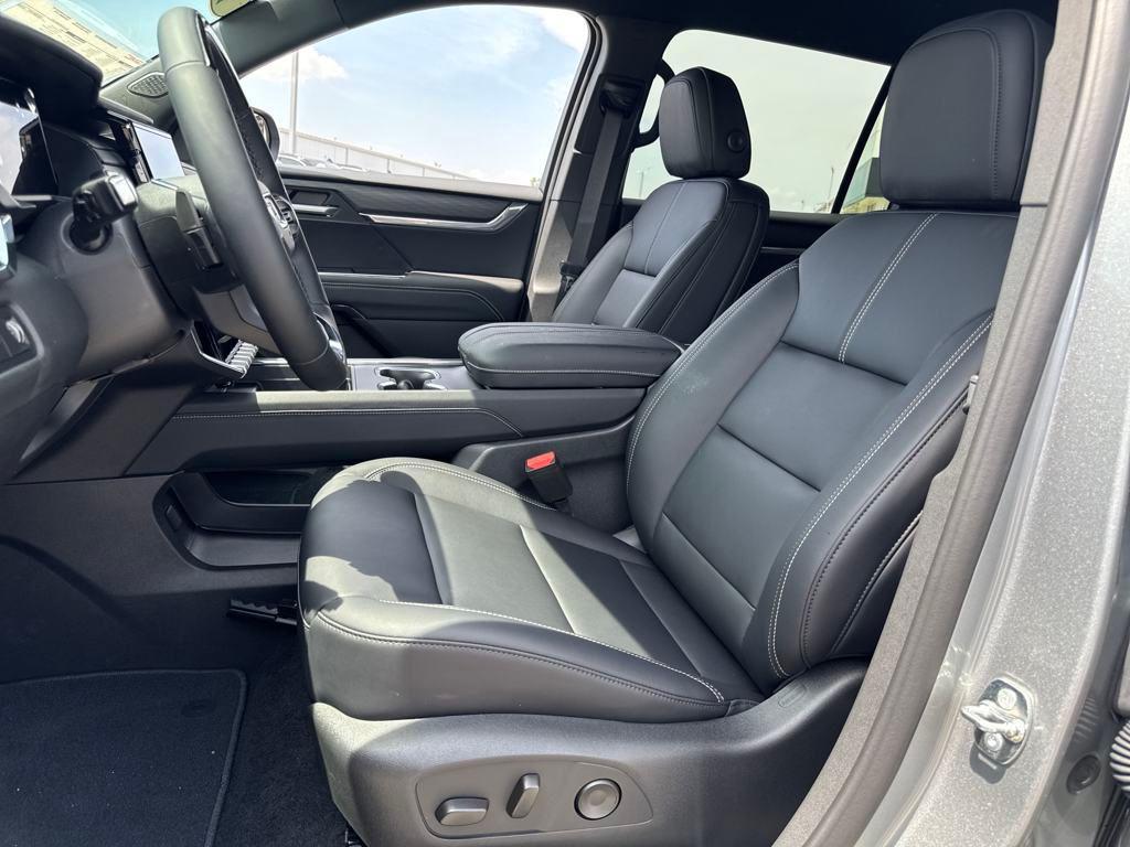 new 2025 GMC Acadia car, priced at $51,202