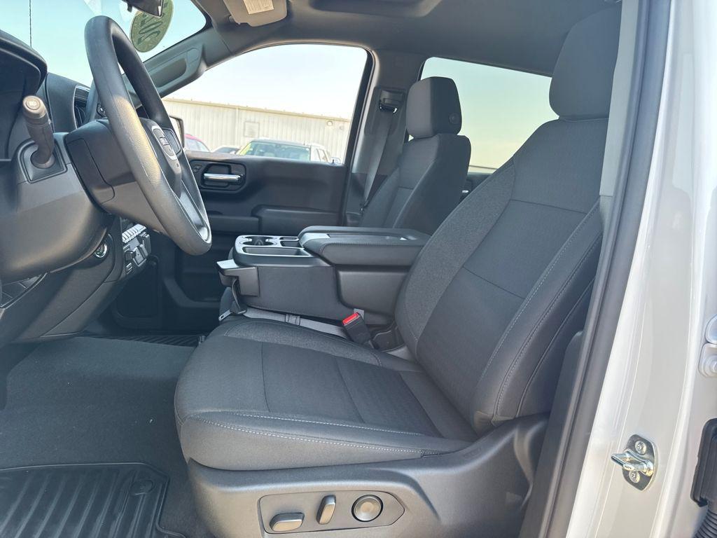 new 2026 GMC Sierra 1500 car, priced at $48,114