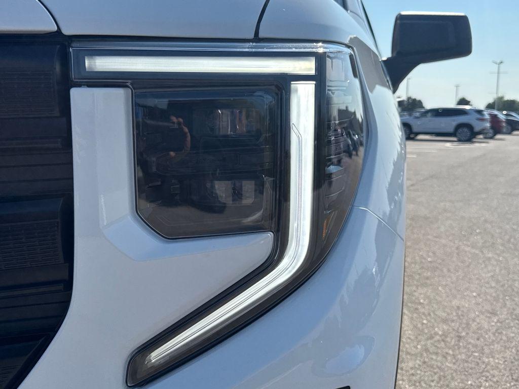 new 2026 GMC Sierra 1500 car, priced at $48,114