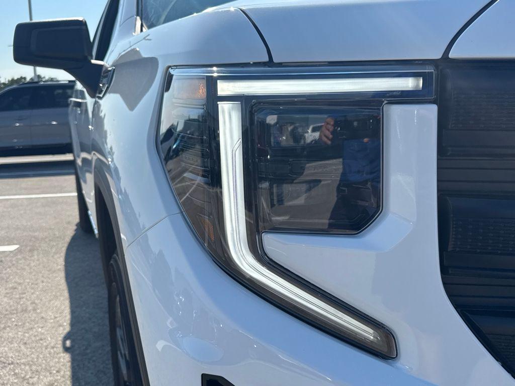 new 2026 GMC Sierra 1500 car, priced at $48,114