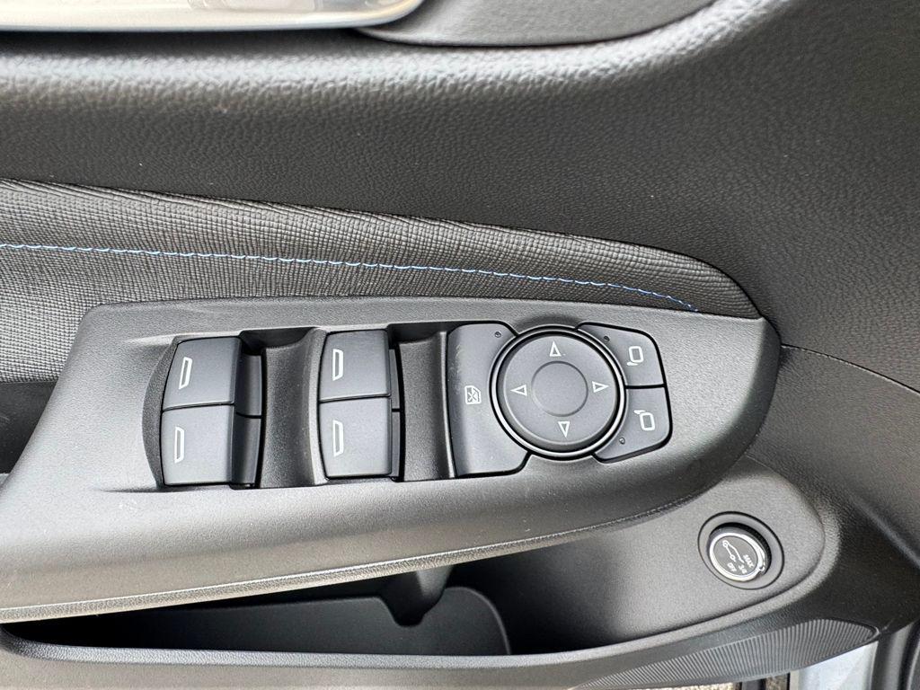 new 2026 Buick Envista car, priced at $29,997