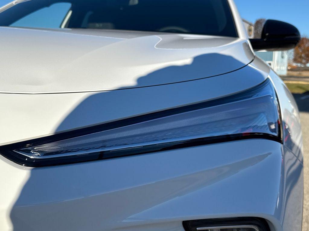 new 2026 Buick Envista car, priced at $29,512