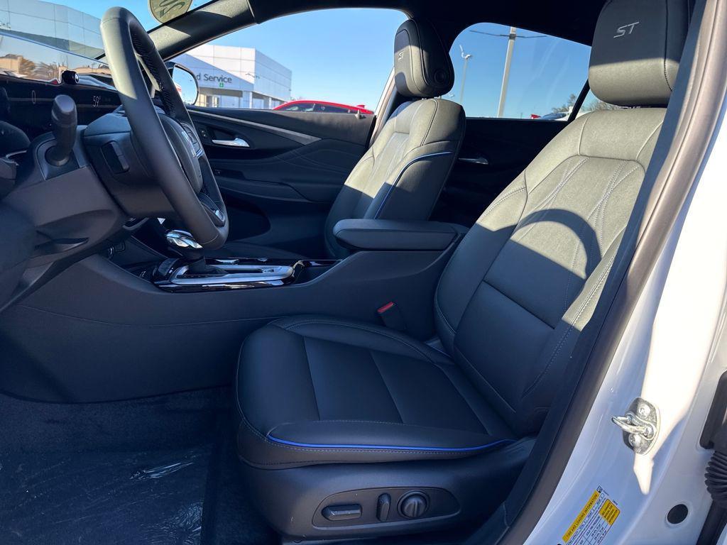 new 2026 Buick Envista car, priced at $29,512