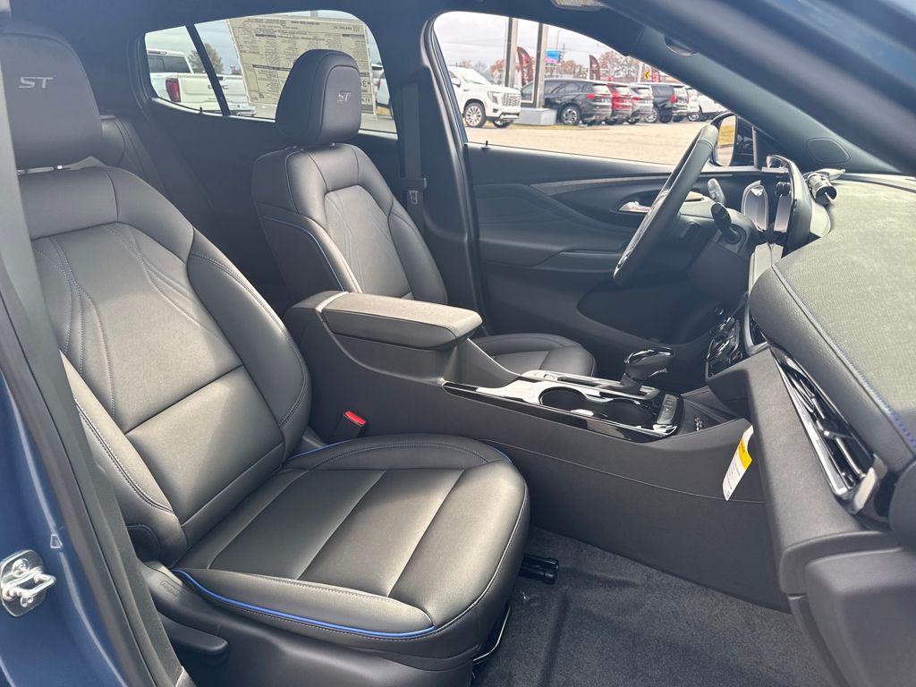 new 2026 Buick Envista car, priced at $30,776