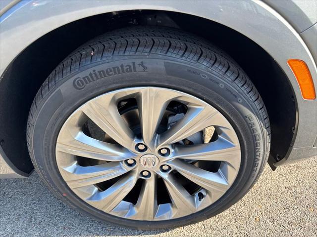 new 2025 Buick Envista car, priced at $31,880