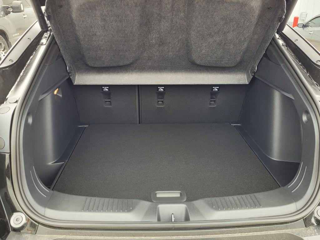 new 2025 Buick Envista car, priced at $27,729