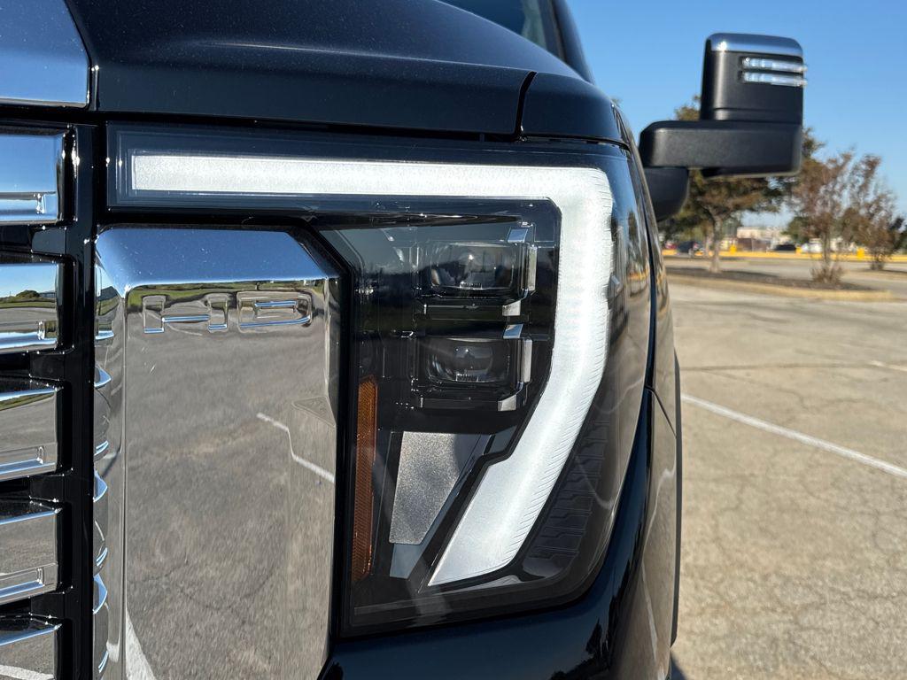 new 2026 GMC Sierra 2500 car, priced at $77,604