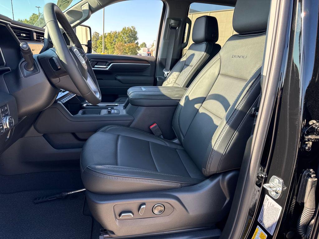 new 2026 GMC Sierra 2500 car, priced at $77,604