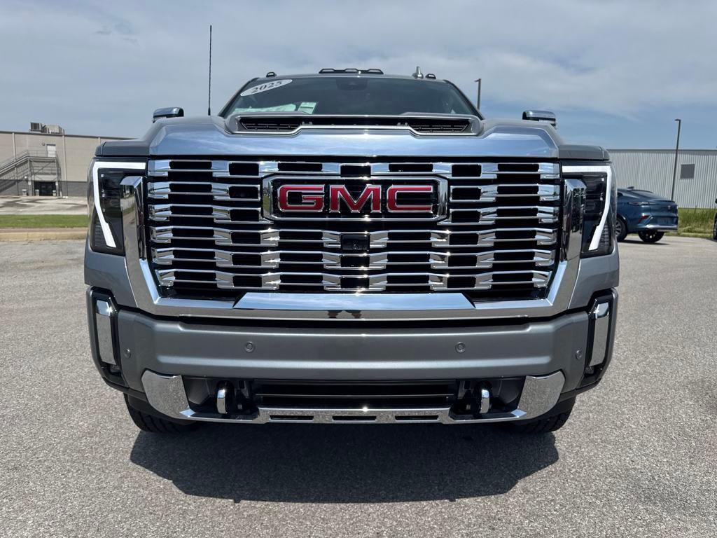 new 2025 GMC Sierra 2500 car, priced at $71,728
