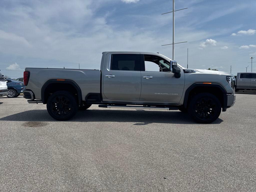new 2025 GMC Sierra 2500 car, priced at $71,728