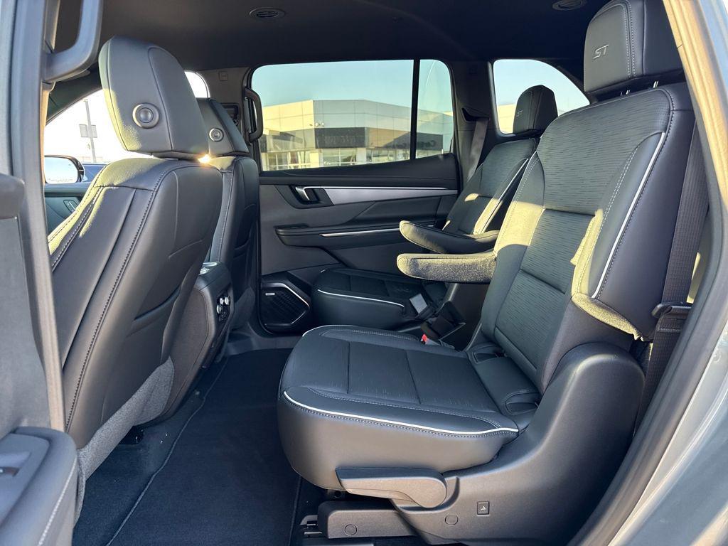 new 2026 Buick Enclave car, priced at $52,704