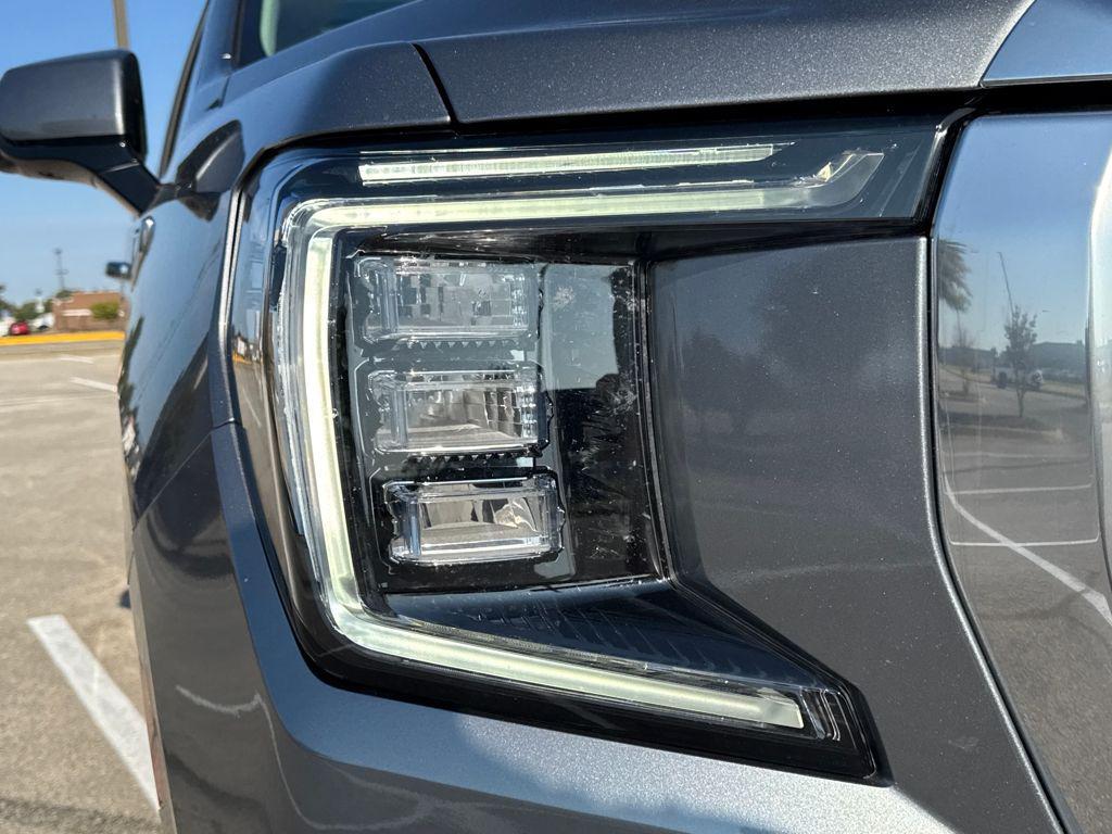 used 2022 GMC Yukon car, priced at $56,497