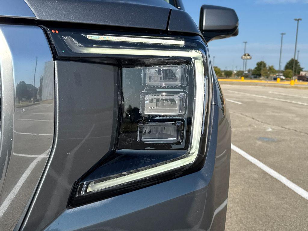 used 2022 GMC Yukon car, priced at $56,497