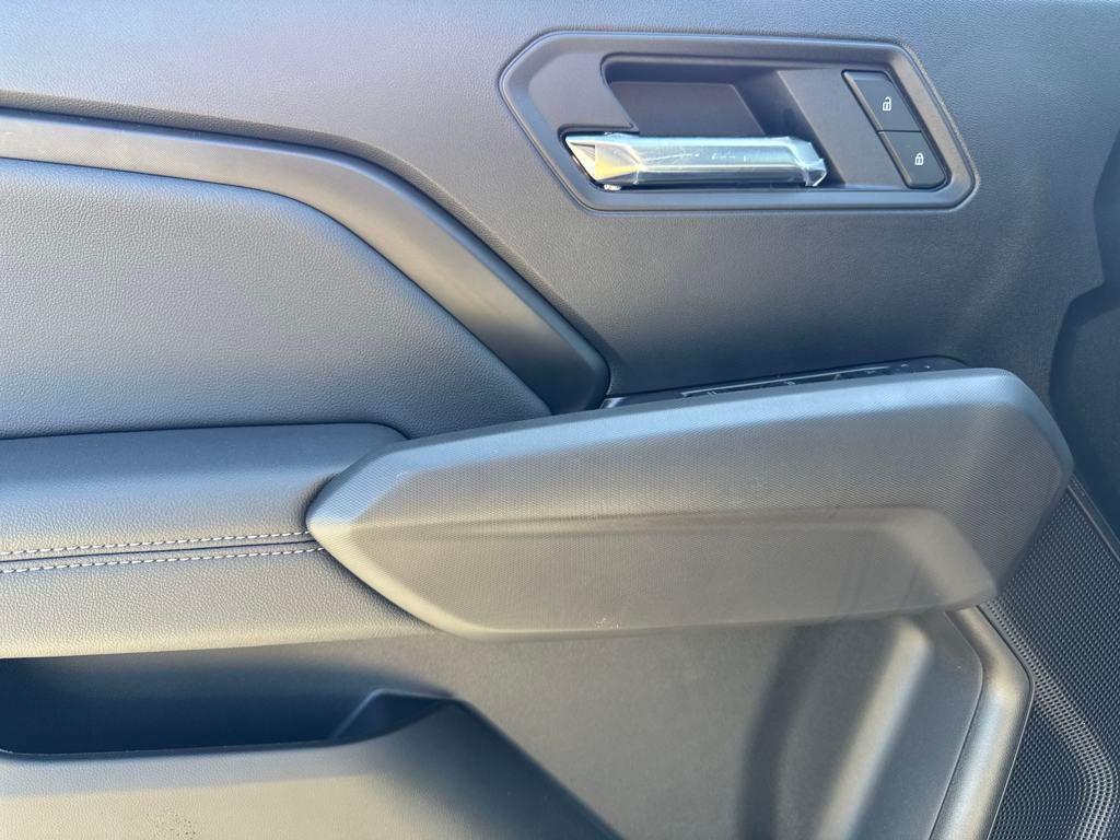 new 2025 GMC Canyon car, priced at $41,266