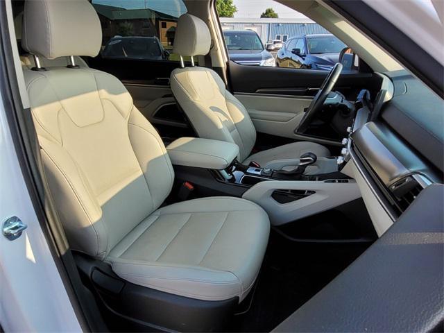 used 2023 Kia Telluride car, priced at $35,396