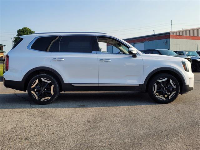 used 2023 Kia Telluride car, priced at $35,396