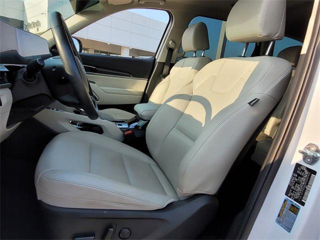 used 2023 Kia Telluride car, priced at $35,396