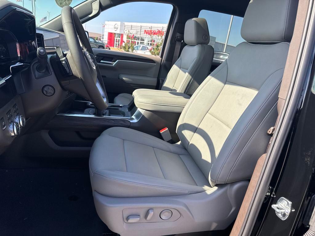 new 2025 GMC Sierra 1500 car, priced at $59,595