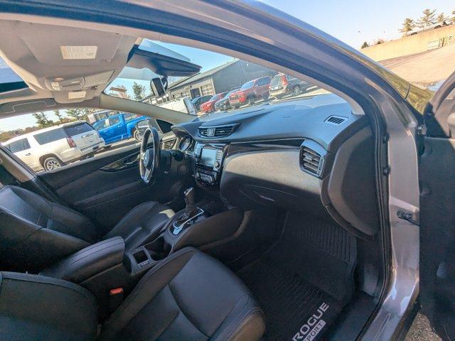 used 2019 Nissan Rogue Sport car, priced at $15,490