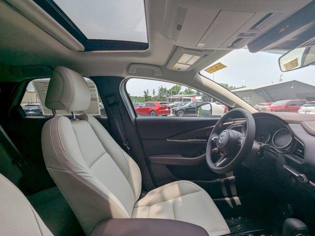 new 2025 Mazda CX-30 car