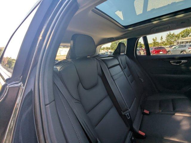 used 2020 Volvo V60 Cross Country car, priced at $26,499