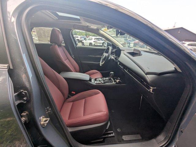 new 2025 Mazda CX-30 car