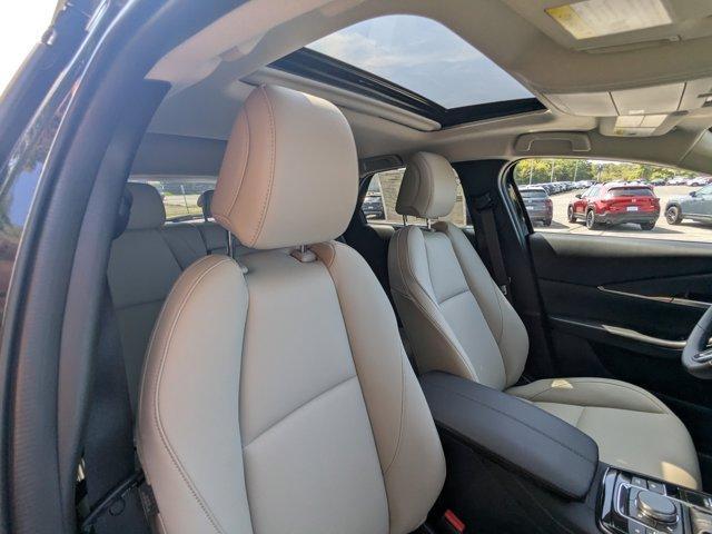 new 2025 Mazda CX-30 car