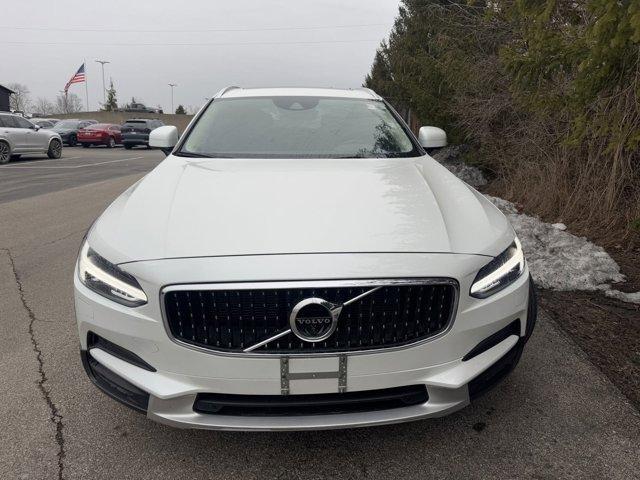 used 2020 Volvo V90 Cross Country car, priced at $27,999