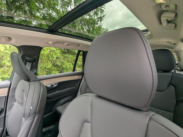 new 2025 Volvo XC90 car