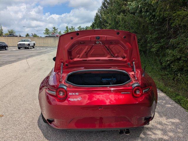 new 2025 Mazda MX-5 Miata car