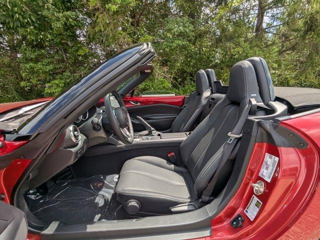 new 2025 Mazda MX-5 Miata car
