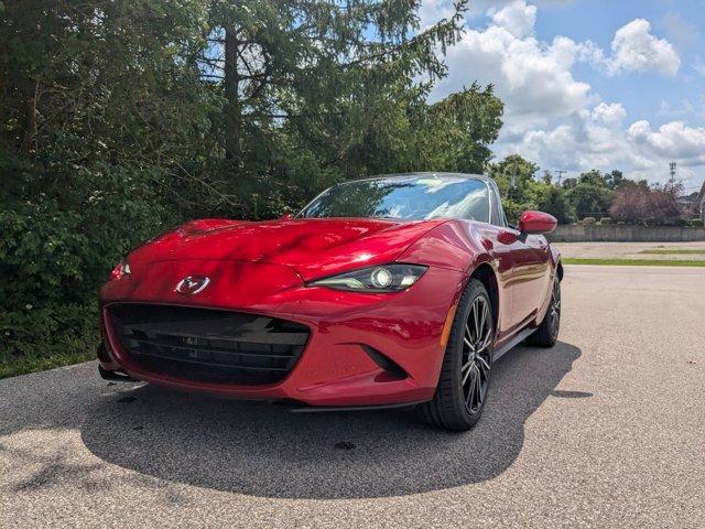 new 2025 Mazda MX-5 Miata car