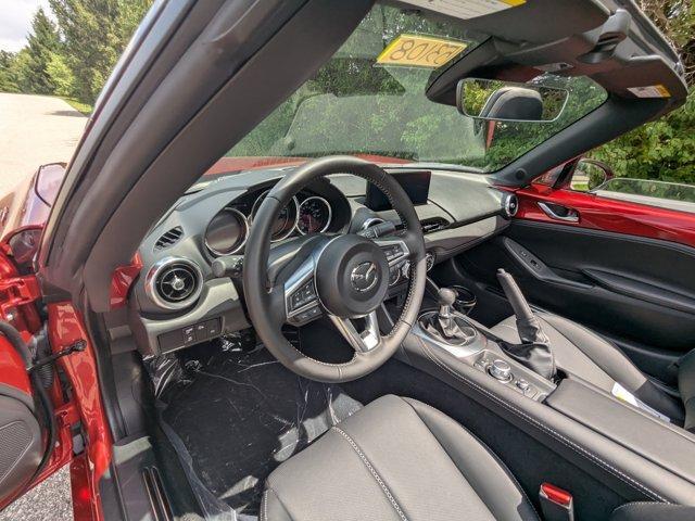 new 2025 Mazda MX-5 Miata car