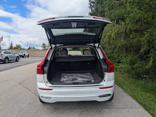 used 2022 Volvo XC60 car, priced at $33,940