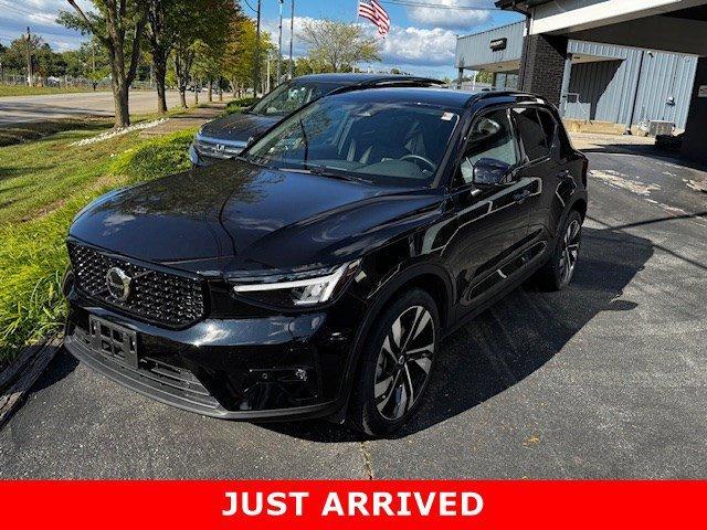 used 2025 Volvo XC40 car, priced at $35,490