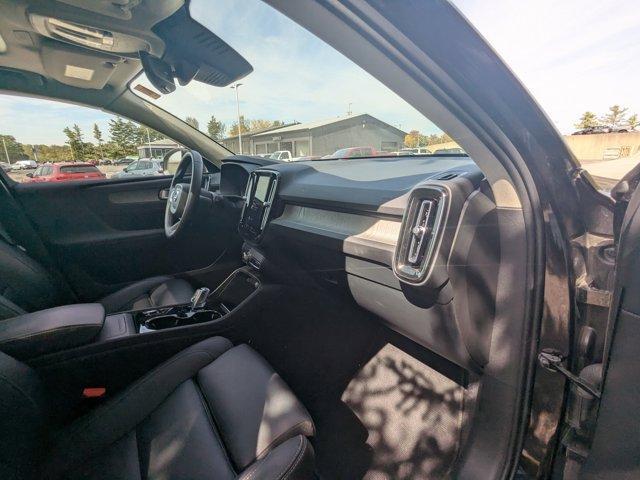 used 2025 Volvo XC40 car, priced at $33,990