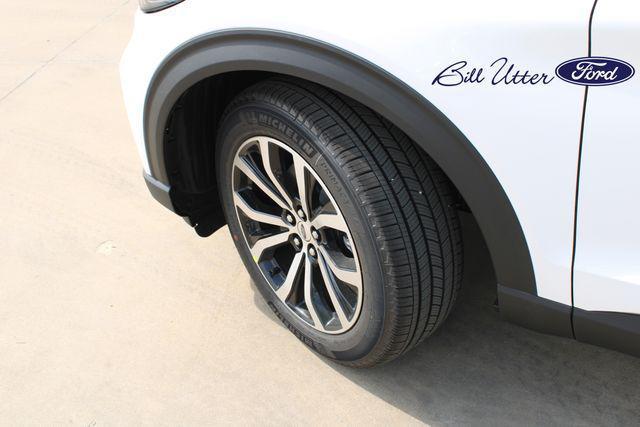 new 2025 Ford Explorer car, priced at $45,035