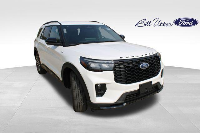 new 2025 Ford Explorer car, priced at $45,035