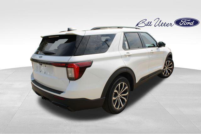 new 2025 Ford Explorer car, priced at $45,035