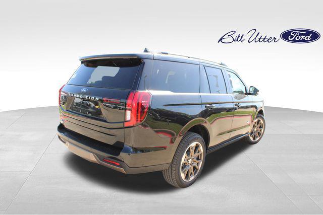 new 2025 Ford Expedition car, priced at $85,650