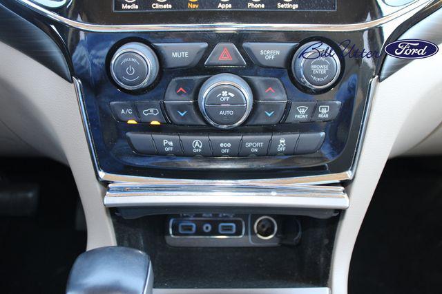 used 2022 Jeep Grand Cherokee car, priced at $21,786