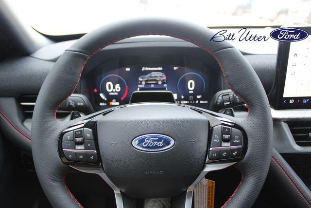 new 2025 Ford Explorer car, priced at $55,676