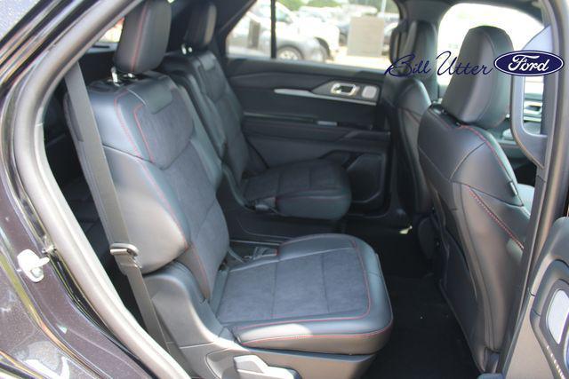 new 2025 Ford Explorer car, priced at $55,676