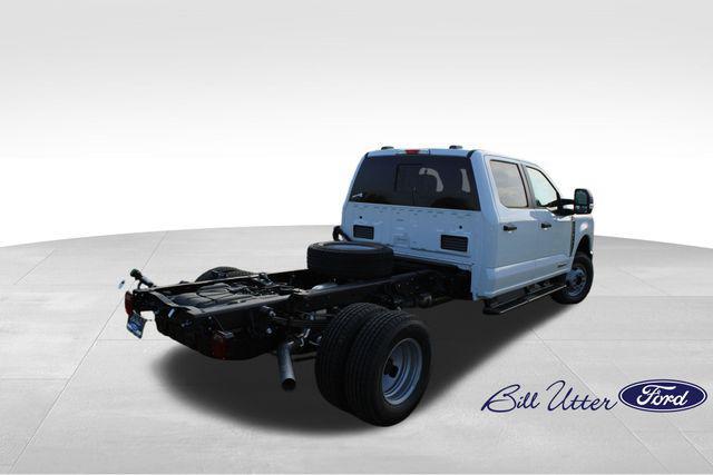 new 2024 Ford F-350 car, priced at $63,939